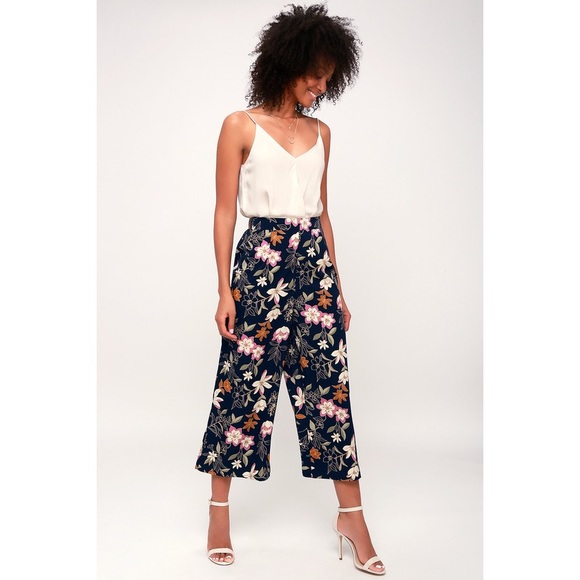Lulus Pants - FLORAL CULOTTES
